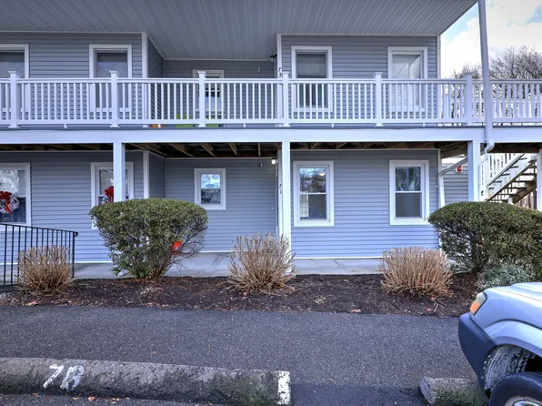 71 Senior Drive #71, Monroe, CT 06468