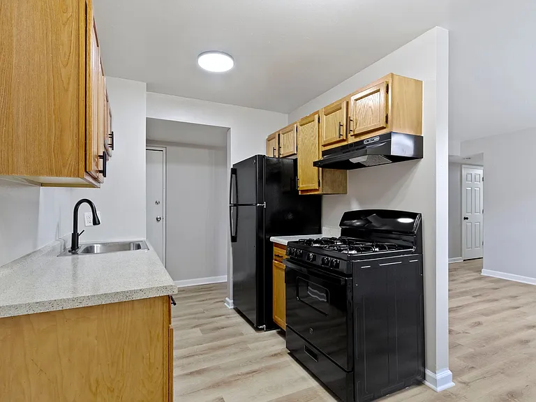 The Courts Apartment Homes — Photo 30