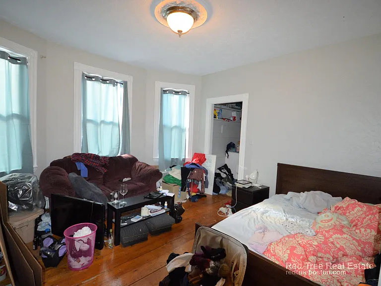 17 Eldora St #3 — Photo 1