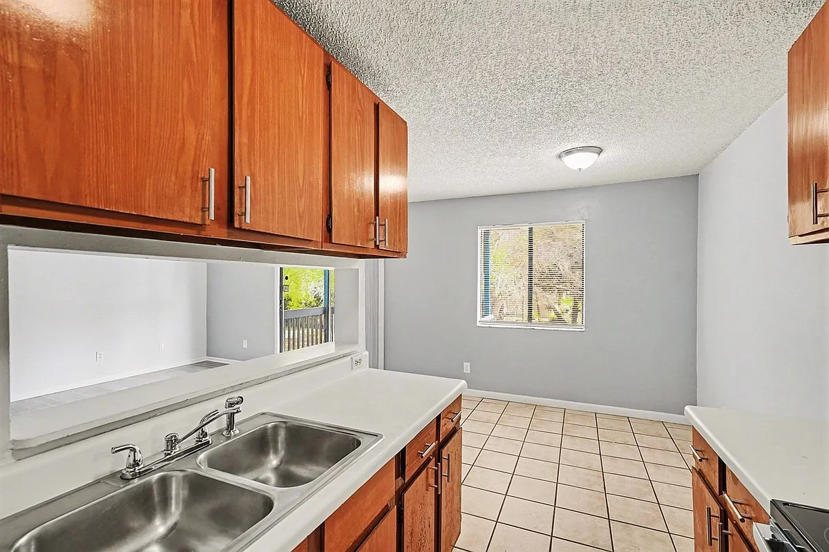 Building Photo - 2181 Agora Cir SE
