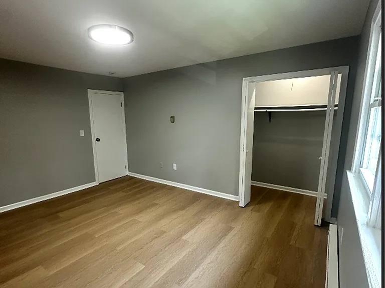 8 Vernon St — Photo 7