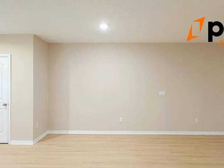 10083 Salt Point Dr — Photo 9