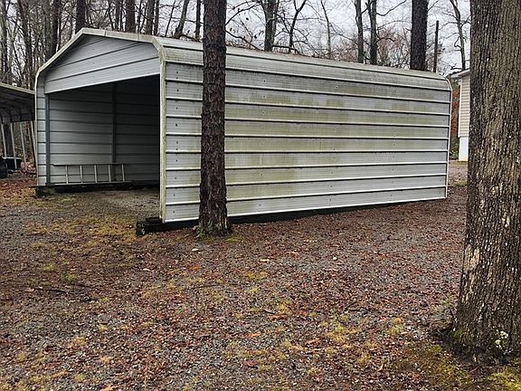 2nd image of 37U Hawthorne Dr