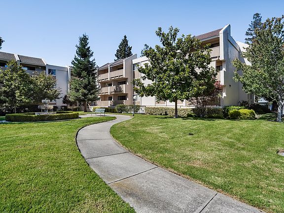 3rd image of 400 Ortega Ave APT 306B