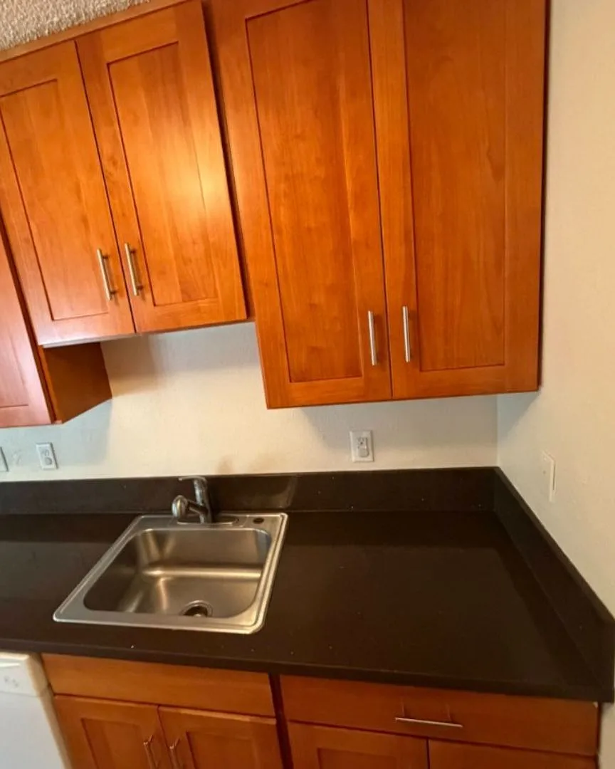 Cha-Ray Apartments — Photo 3