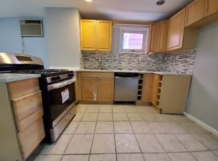 12 Meadow St #10E, Bayonne, NJ 07002