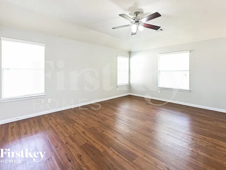 15402 Bammel Oaks Ct — Photo 9