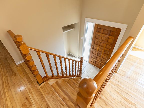 5th image of 1108 39th St NW