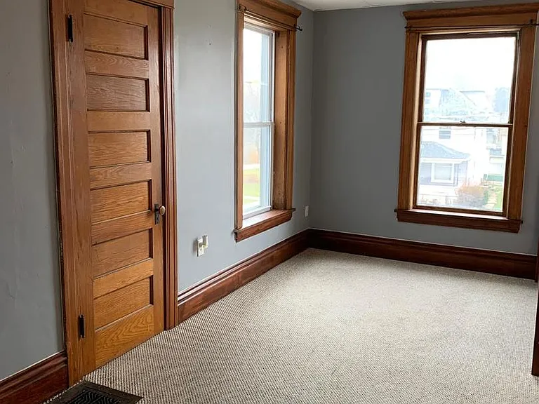355 W New York St #3 — Photo 3