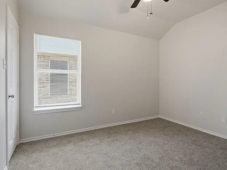 6317 Rockhaven Dr — Photo 18