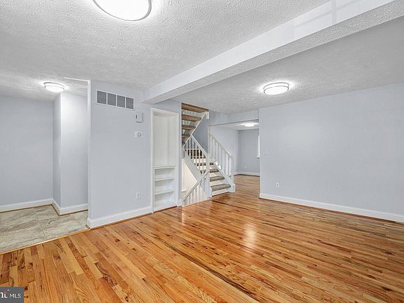 5th image of 1632 Barnstead Dr