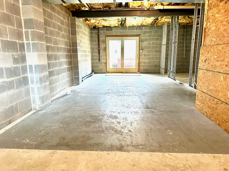 1290 Wanda Dr - Unfinished Basement 2