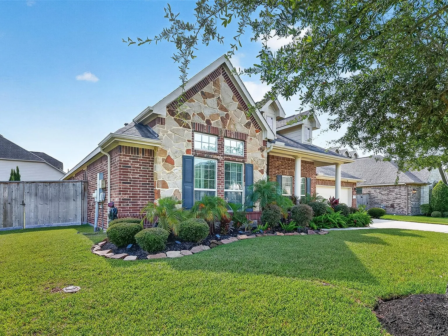 4 bed, 3.0 bath, 3078 sqft, $3,600 — Photo 2