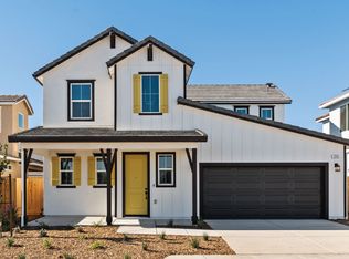 233 Montana De Oro St, Tulare, CA