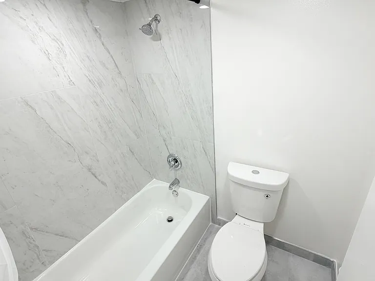 6475 W Oakland Park Blvd — Photo 10