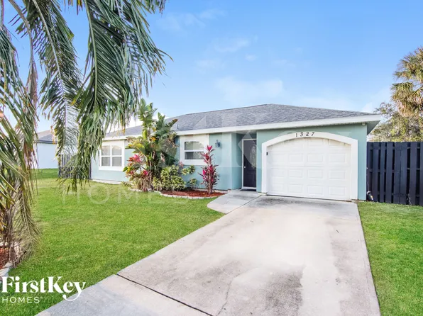 1327 Valencia St SE, Palm Bay, FL 32909