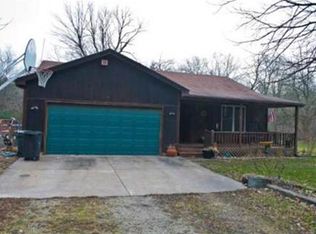 24451 Chieftain Rd, Lawrence, KS 66044