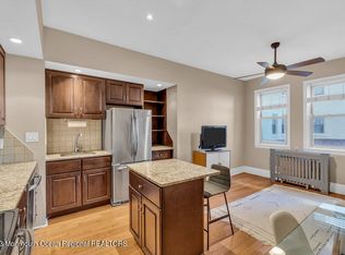 400 Deal Lake Dr PENTHOUSE 2E, Asbury Park, NJ 07712