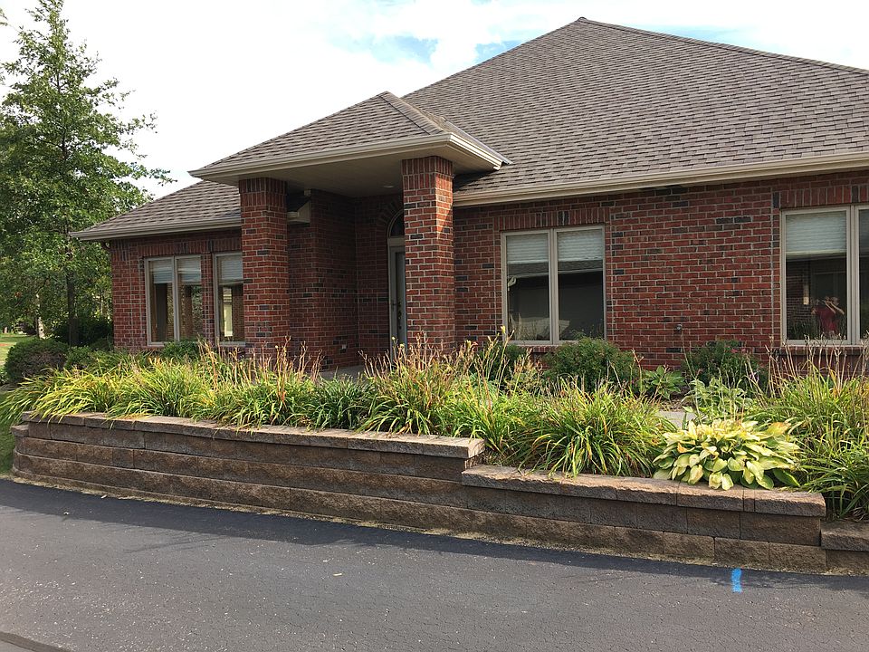 1st image of 179 W Canyon Dr