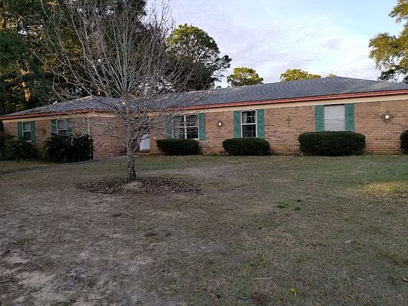 2nd image of 3490 Summit Blvd