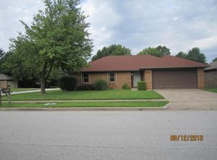 3553 S Kings Ave, Springfield, MO 65807