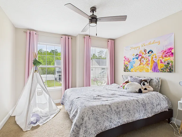 213 Grandview Dr — Photo 28