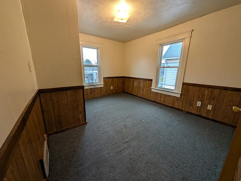 564 Carroll St — Photo 11