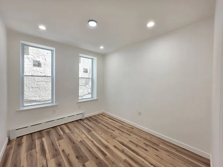 2722 E 26th St #1 — Photo 13