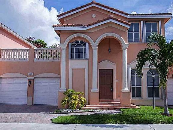 5th image of 10879 NW 51st Ln