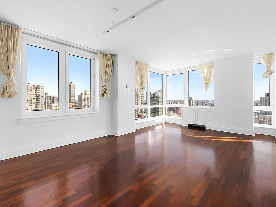 1st image of 300 E 77th St APT 28C