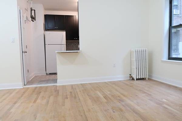 2nd image of 407 Audubon Ave APT 3C