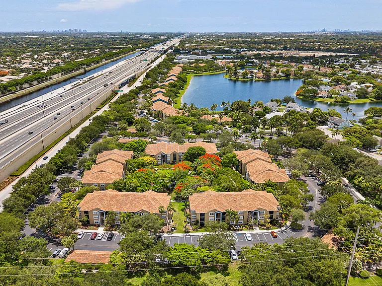 The Palms at Davie — Photo 35