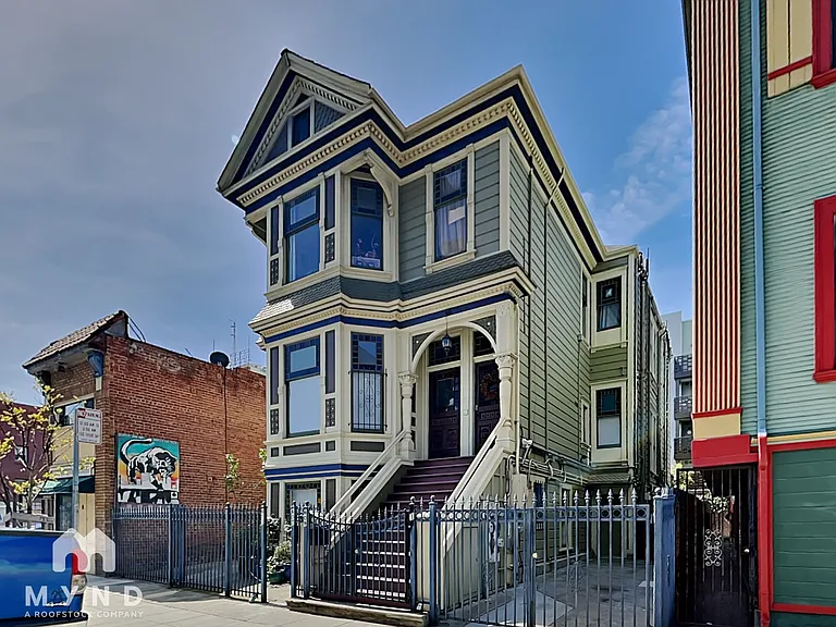 613 18th St — Photo 1