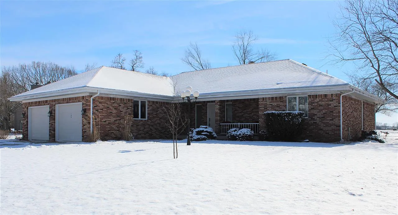 104 Apple Ct photo 1