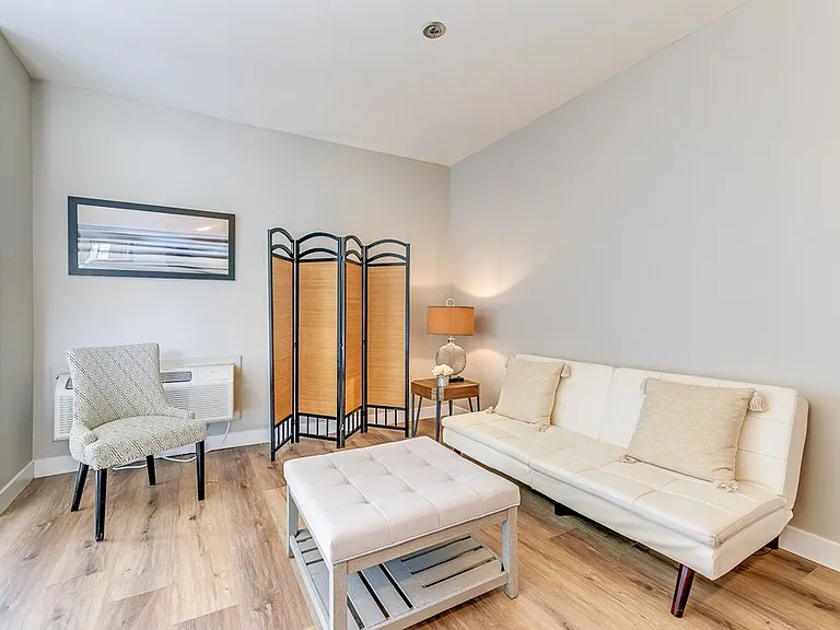 Encinitas Senior Living - 55+ Active Adult Apartments — Photo 23