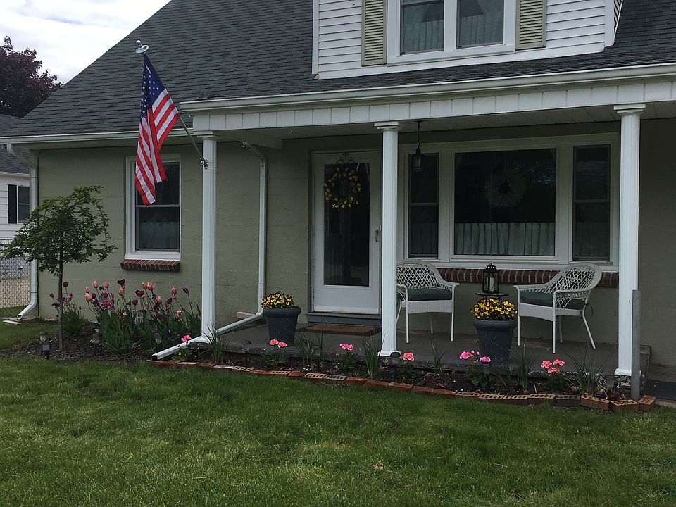 1st image of 4451 Fairway Dr