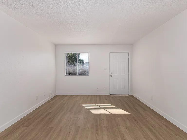 2623 E Greenway Rd #Phoenix 85032 — Photo 5