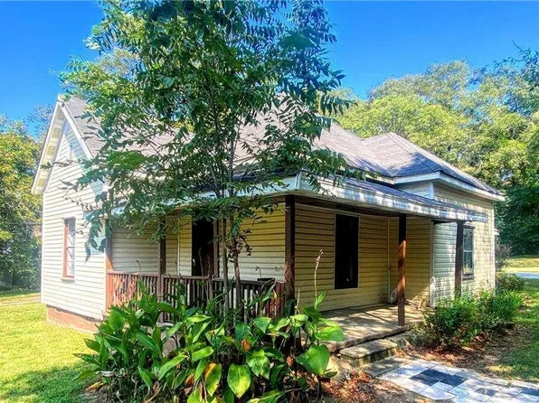 145 Lynnwood Ave, Tyrone, GA 30290