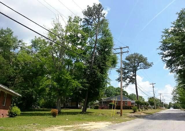 2nd image of 6408 Rosebud St
