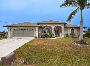 121 Colonial St SW, Pt Charlotte, FL 33952