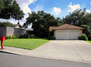 1014 E Bitters Rd, San Antonio, TX 78216