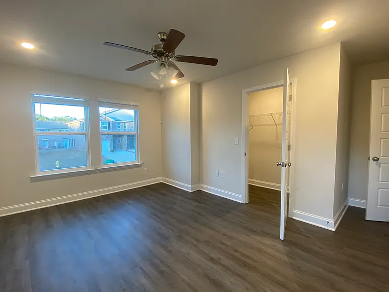 6677 Spaniel Dr — Photo 8