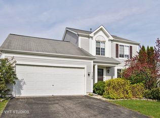 1150 Stonegate Rd, Algonquin, IL 60102