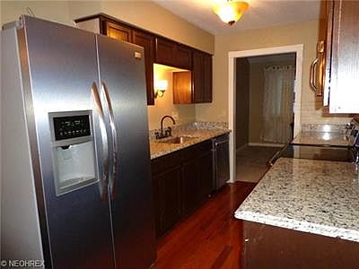 2nd image of 25320 Clubside Dr Unit 14