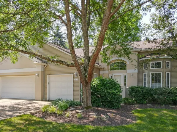 11230 Frederick Ln, Twinsburg, OH 44087