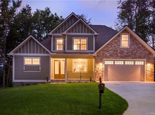 55 Jackson Meadow Rd, Fletcher, NC 28732