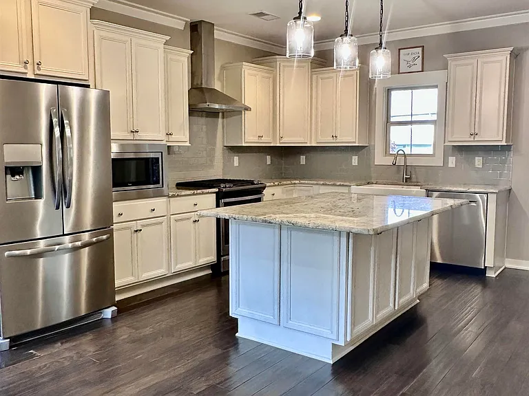 2641 Montauk Rd — Photo 9