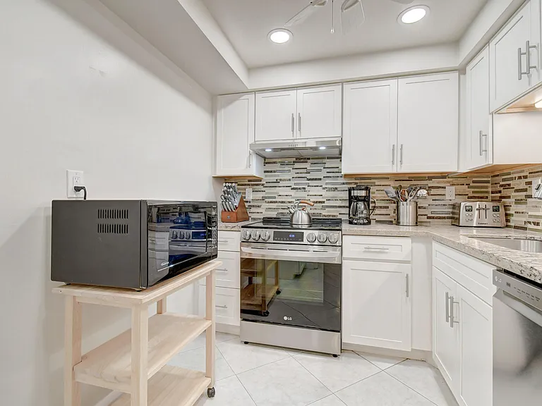 3221 S Ocean Blvd #505 — Photo 7