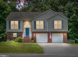 11417 Scott Dr E, Fredericksburg, VA 22407