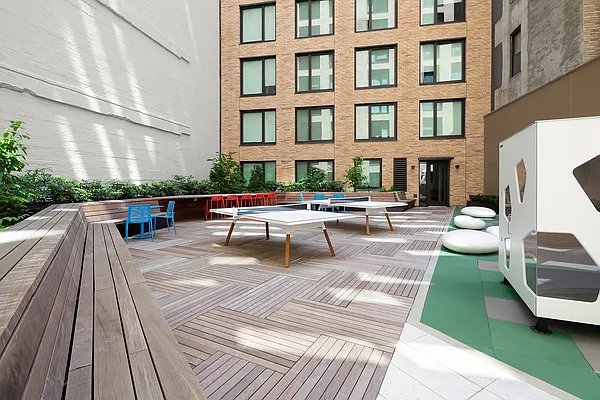 Rented by Compass | media 31